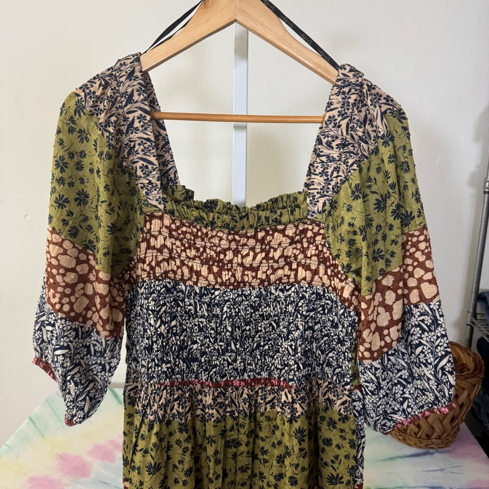 Jessica Simpson Aldan Smocked Knee Length Dress Size L Bishop Sleeves Smocked - Picture 6 of 13